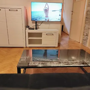 https://apartment-mm-split-21000.splithotels.org